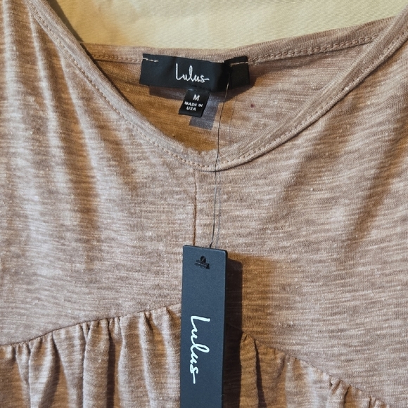 Lulu's Tan Peplum Tank Top Medium - Picture 2 of 8